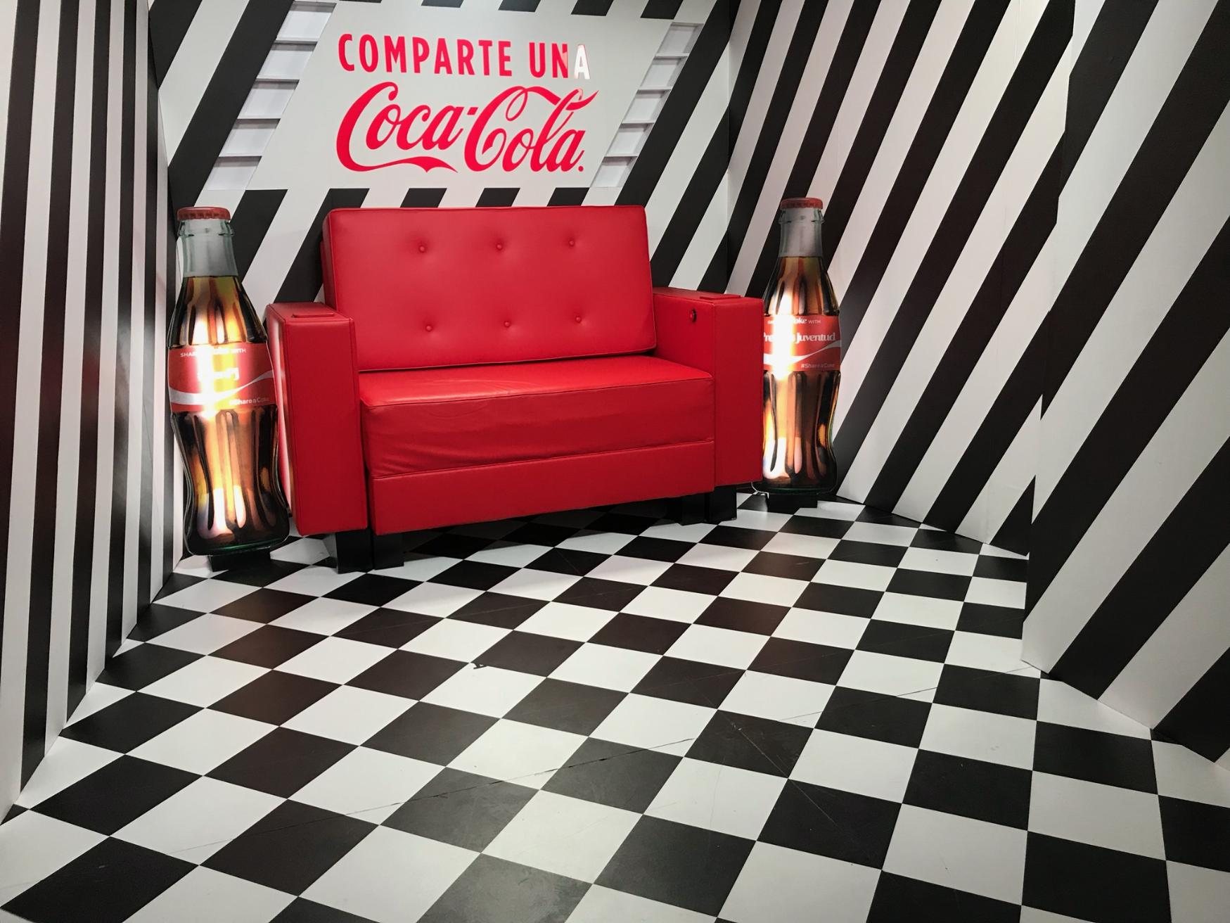 Coca-Cola, Share a Coke photo set